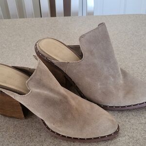 Chinese Laundry Taupe Suede Mules